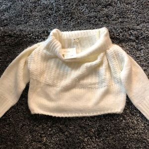 Crop top sweater